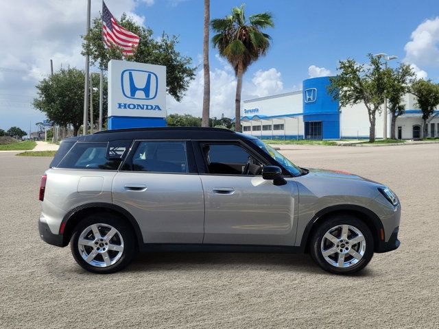 Used 2025 MINI Cooper Countryman S AWD/4WD image 3