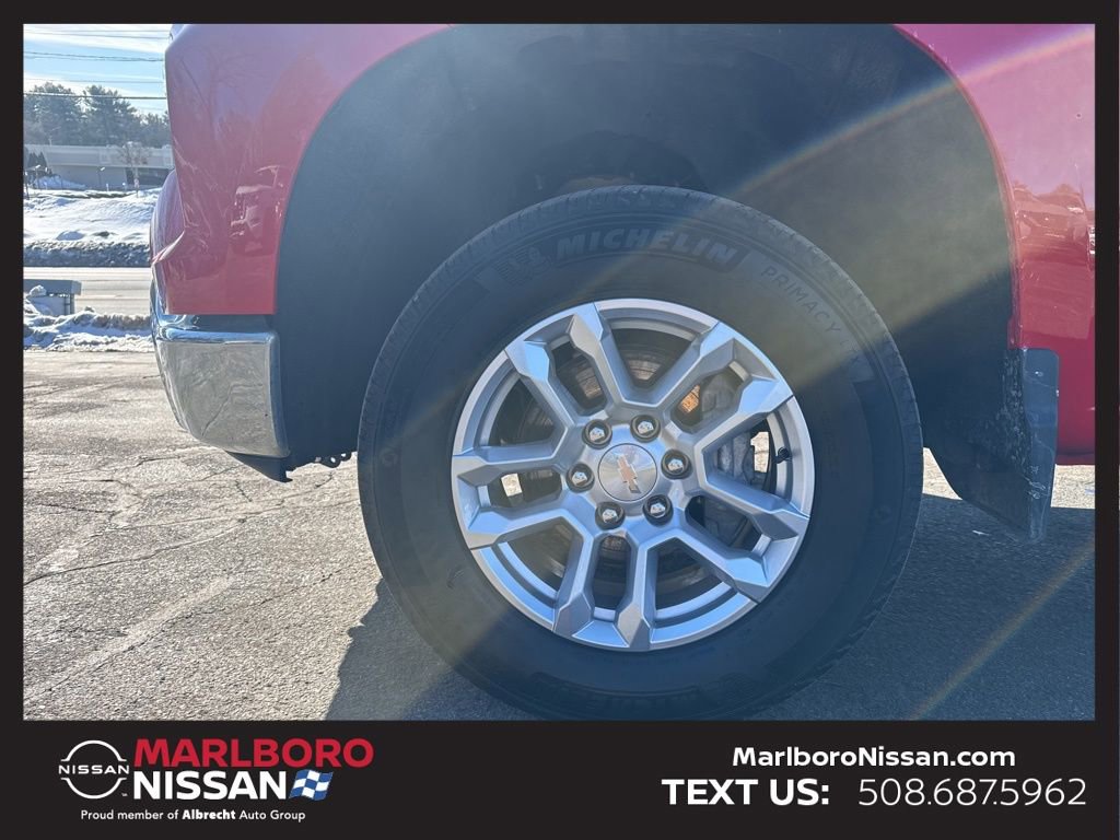 Used 2024 Chevrolet Silverado 1500 LT image 11