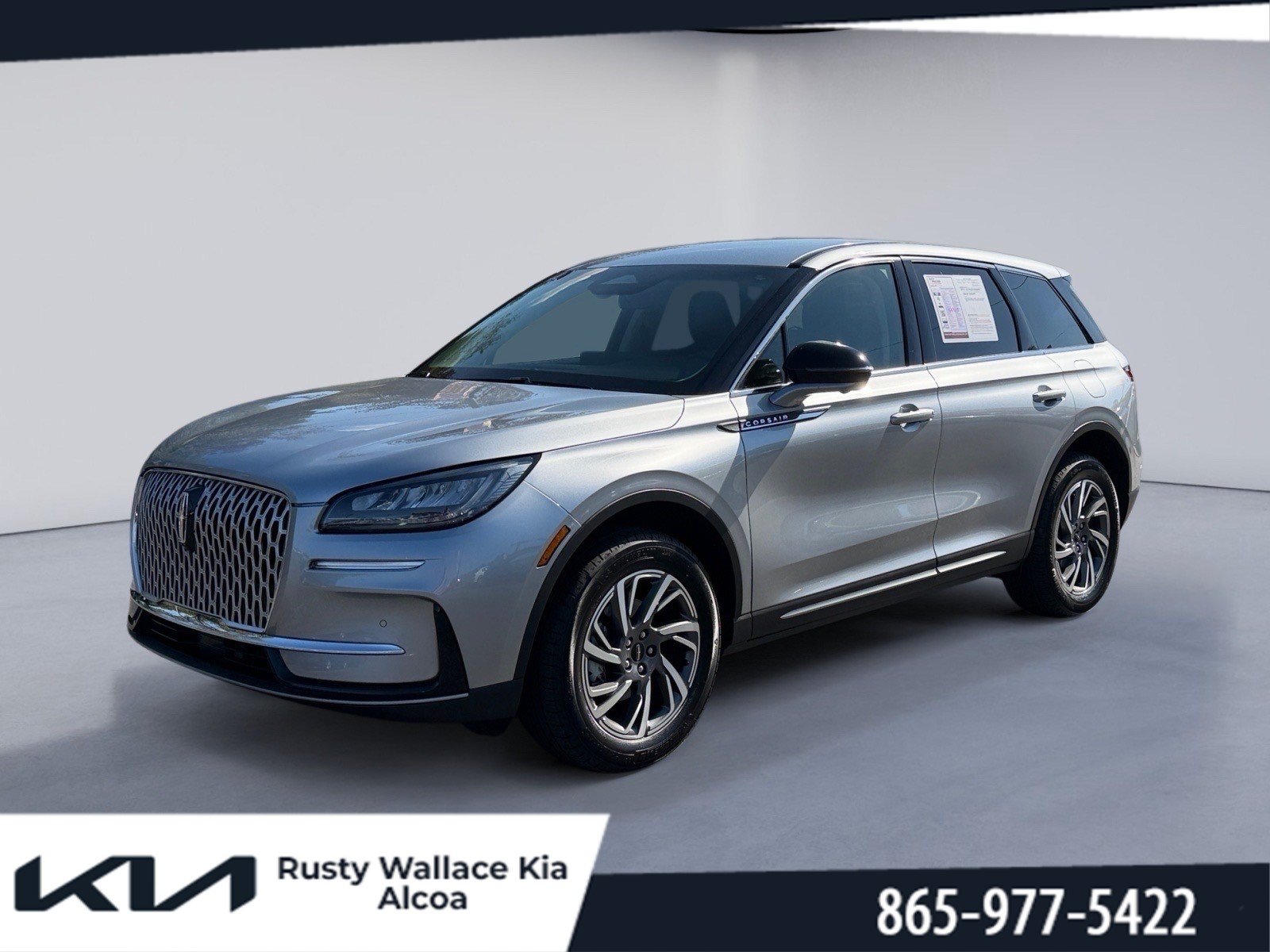 Used 2023 Lincoln Corsair AWD w/ Equipment Group 101A image 1