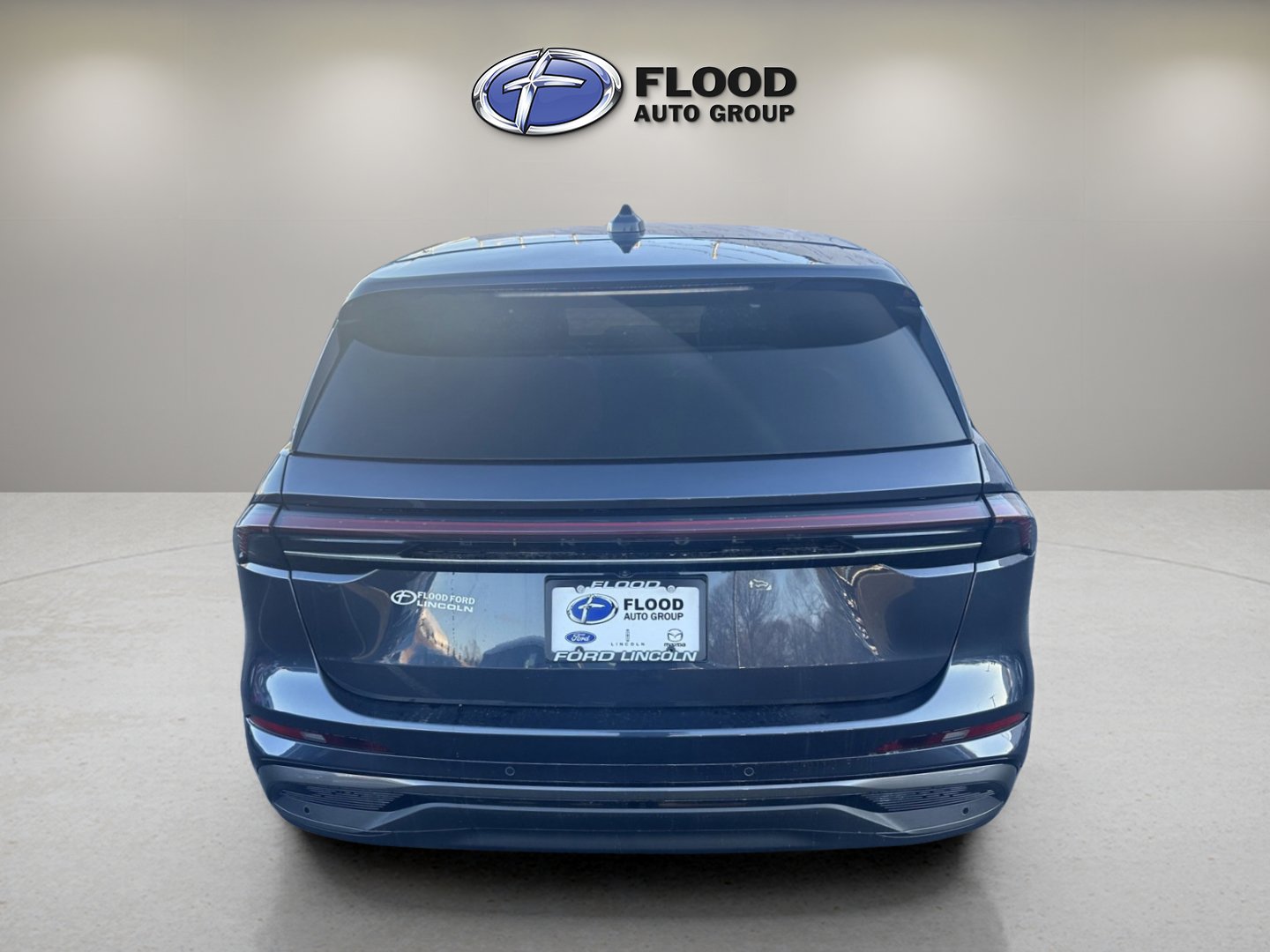 Used 2024 Lincoln Nautilus Premier w/ Equipment Group 102A image 6