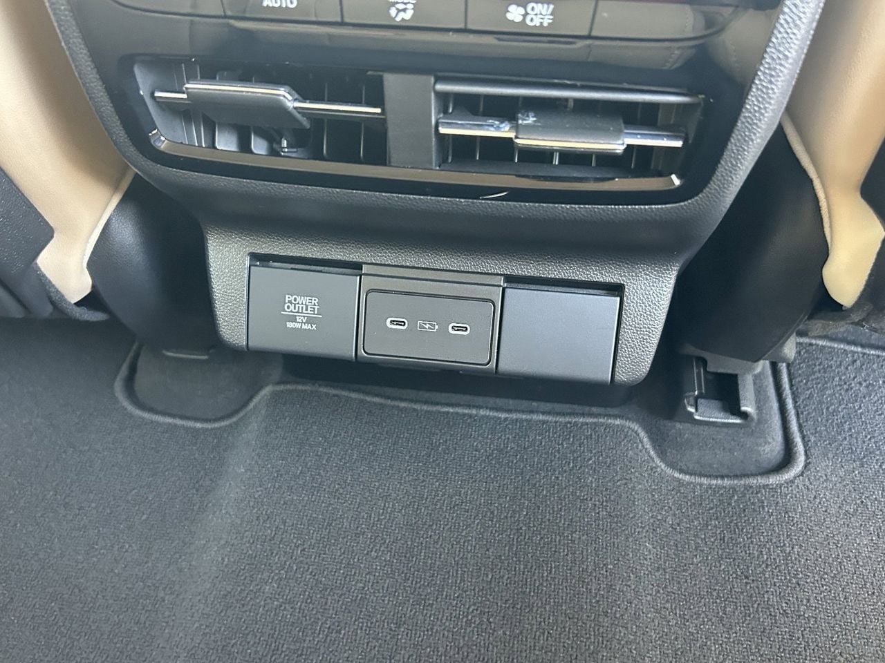 Certified 2025 Acura MDX FWD w/ Technology Package image 17