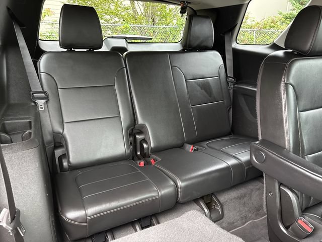Used 2019 Chevrolet Traverse LT w/ LT Premium Package AWD/4WD image 12