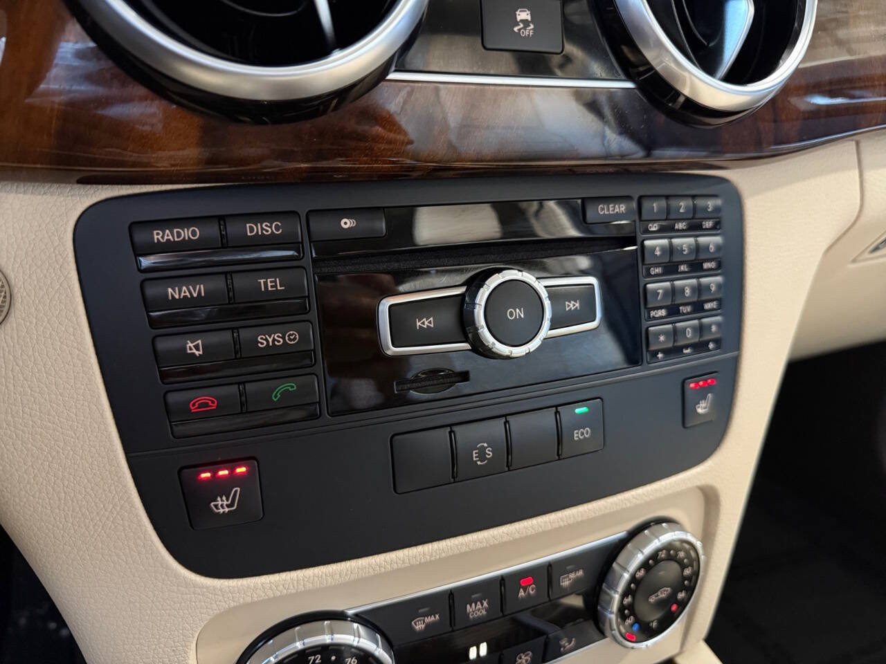 Used 2014 Mercedes-Benz GLK 350 4MATIC image 26
