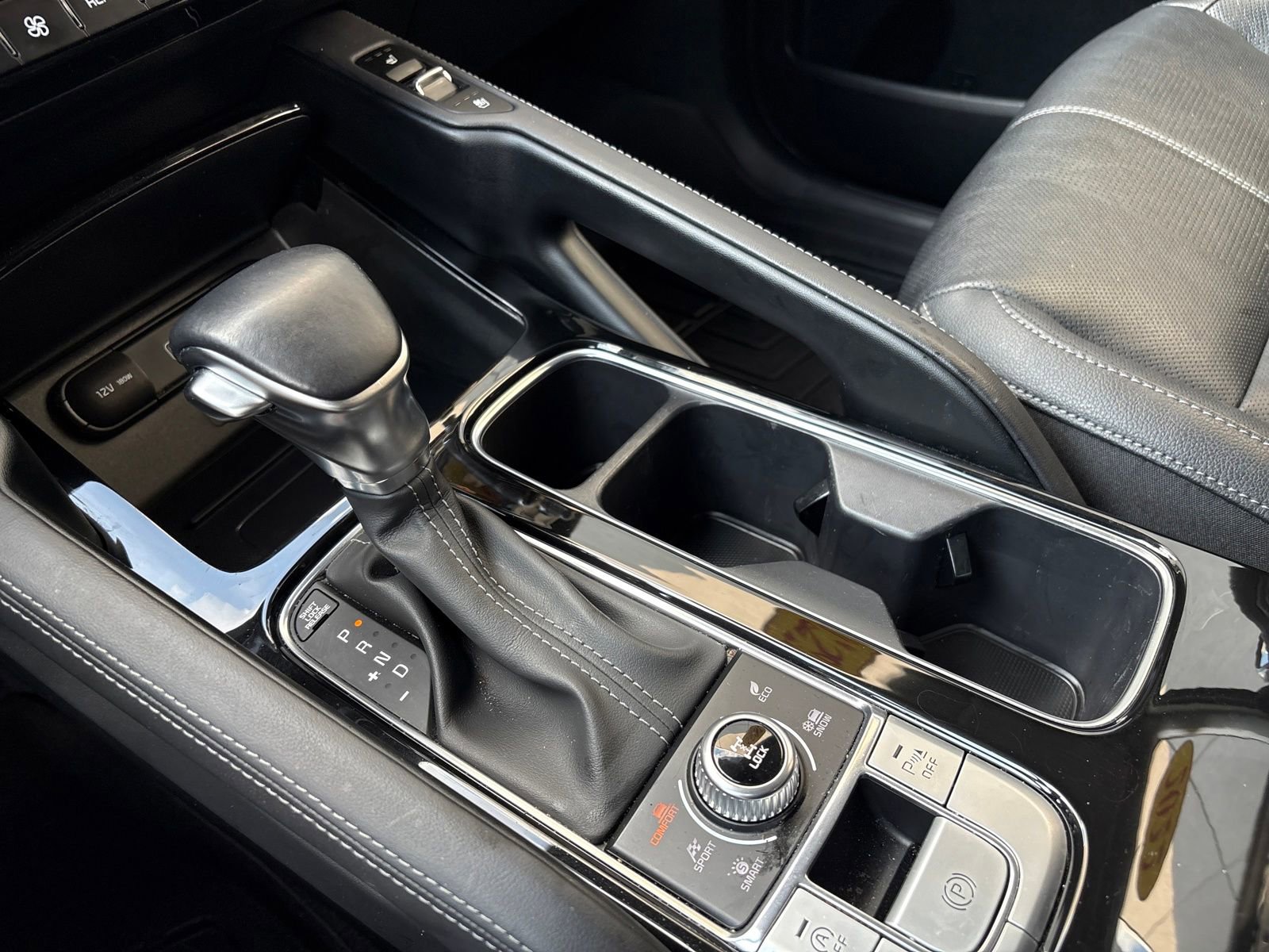 Used 2022 Kia Telluride EX w/ Towing Package image 31