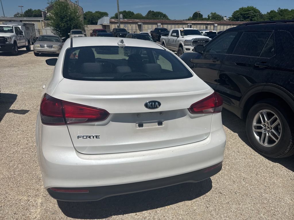 Used 2018 Kia Forte LX w/ LX Popular Package FWD image 8