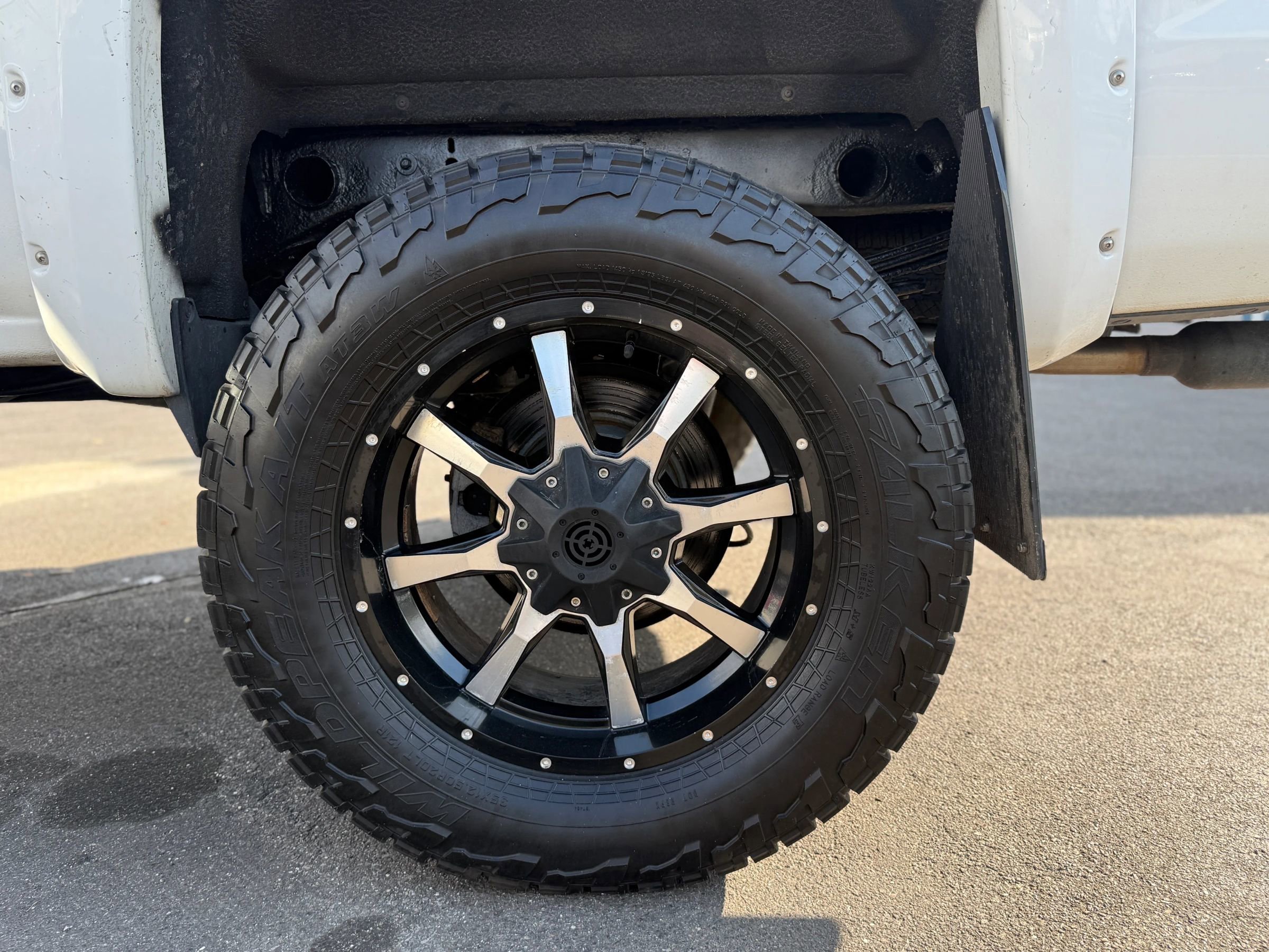 Used 2015 Chevrolet Silverado 1500 LTZ w/ LTZ Plus Package image 12