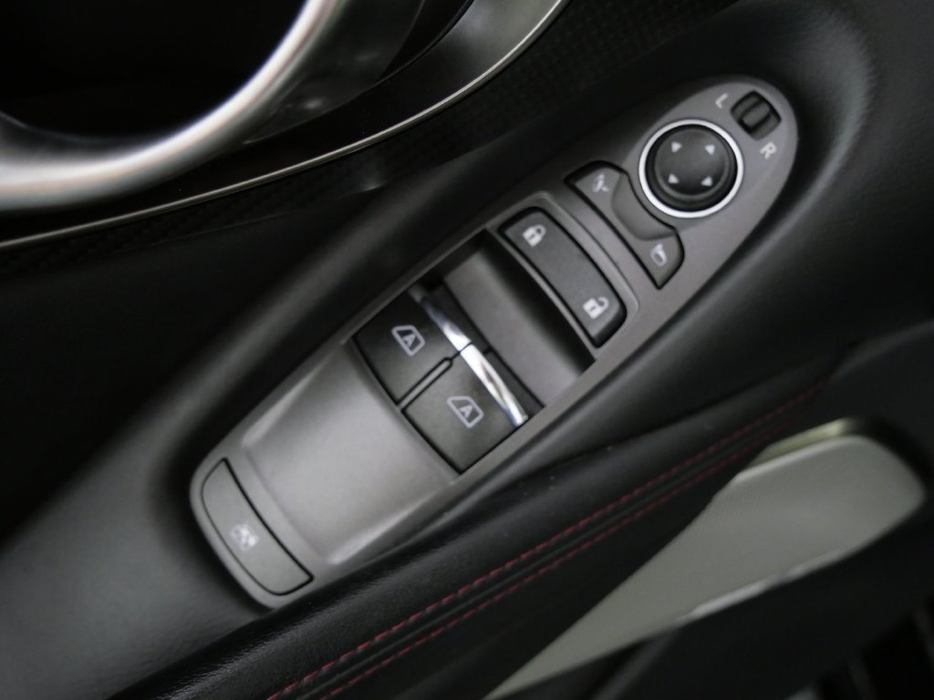 Used 2022 INFINITI Q60 Red Sport 400 AWD/4WD image 14