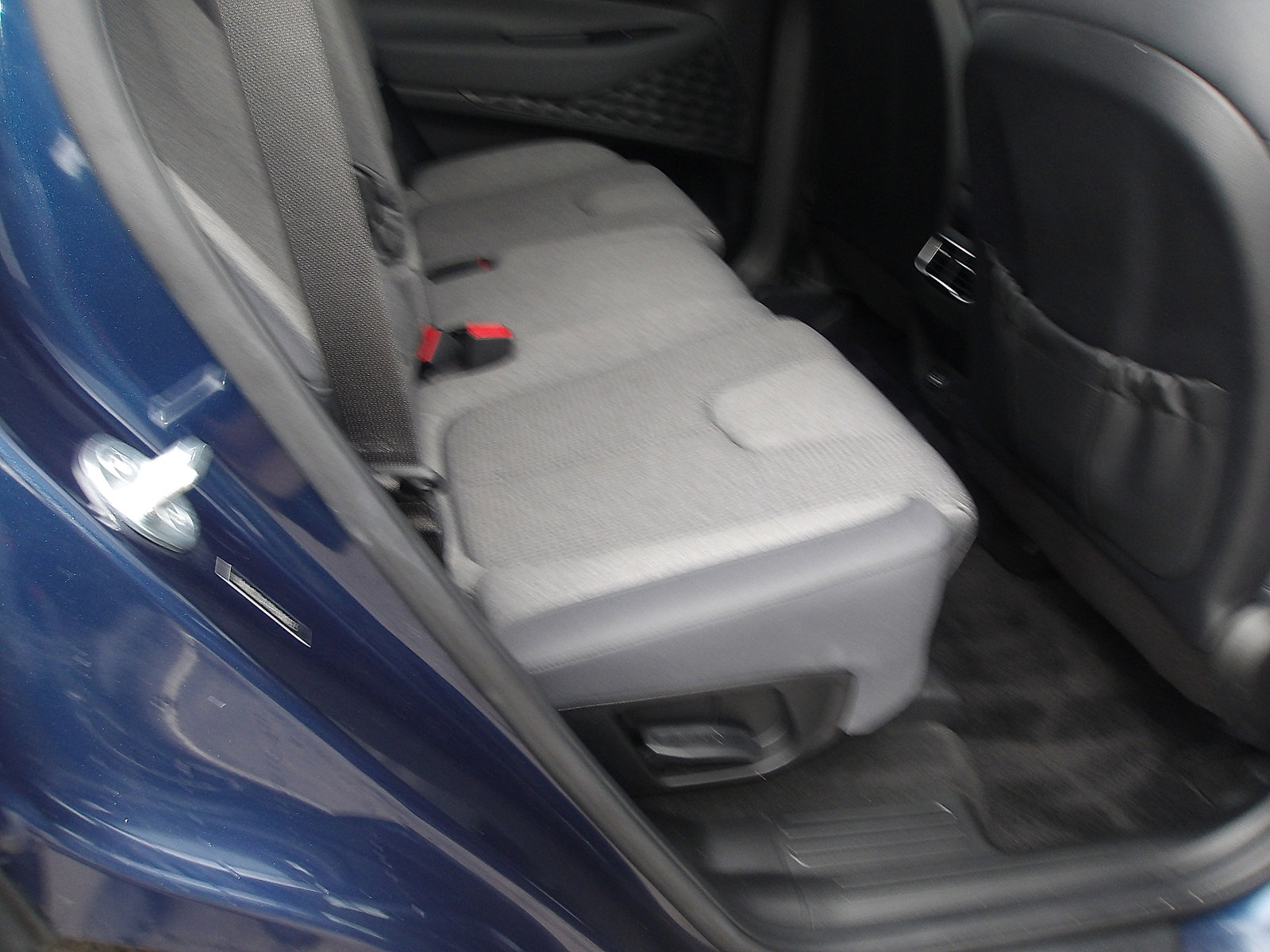 Certified 2023 Hyundai Santa Fe SE image 11