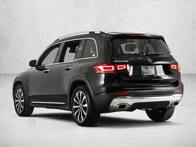 Used 2023 Mercedes-Benz GLB 250 4MATIC image 9