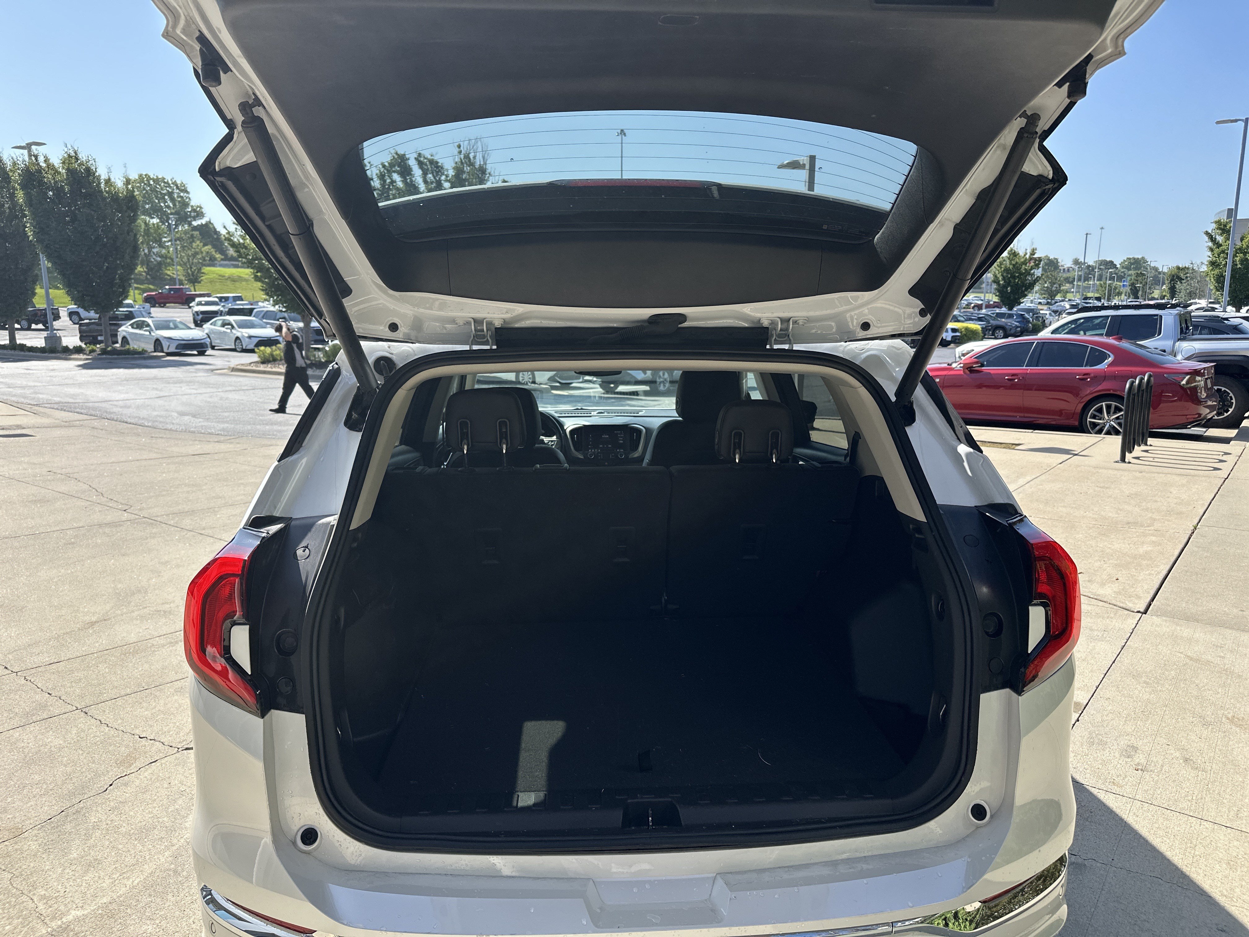 Used 2020 GMC Terrain Denali w/ LPO, Cargo Package AWD/4WD image 29