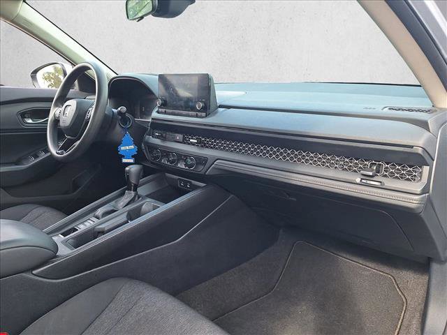 Used 2023 Honda Accord EX image 19