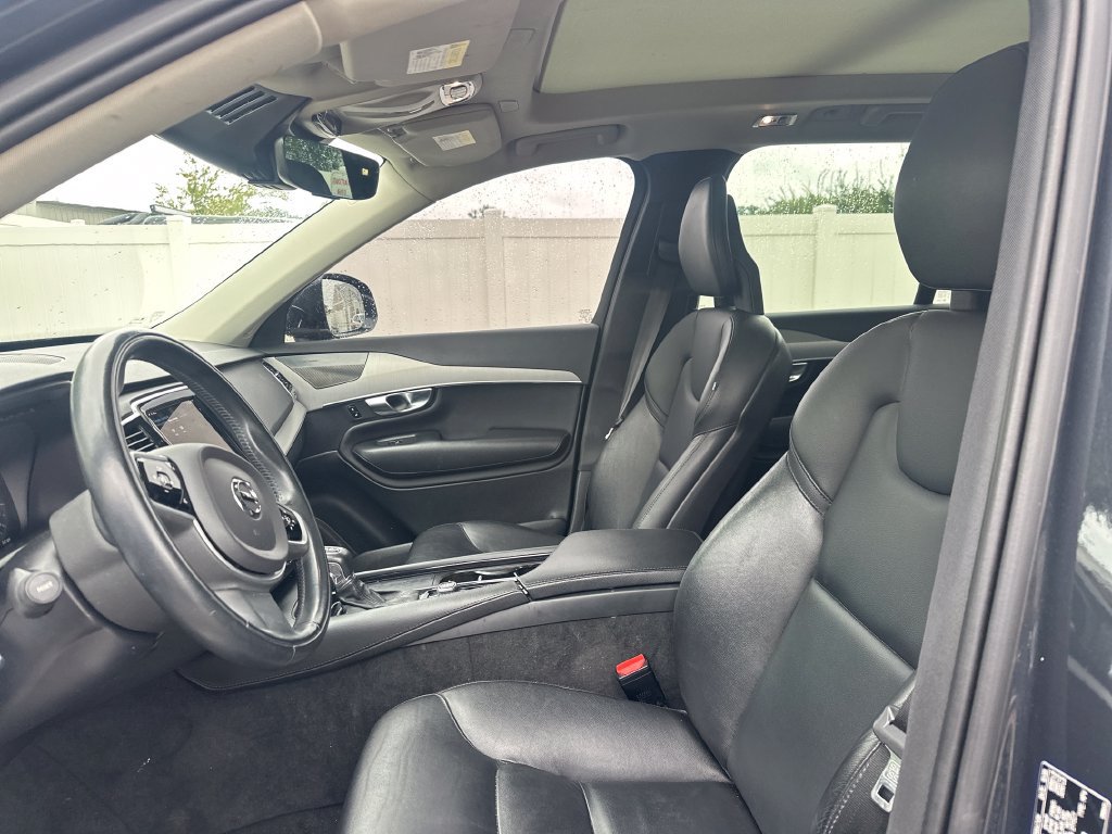 Used 2021 Volvo XC90 T5 Momentum w/ Advanced Package AWD/4WD image 44