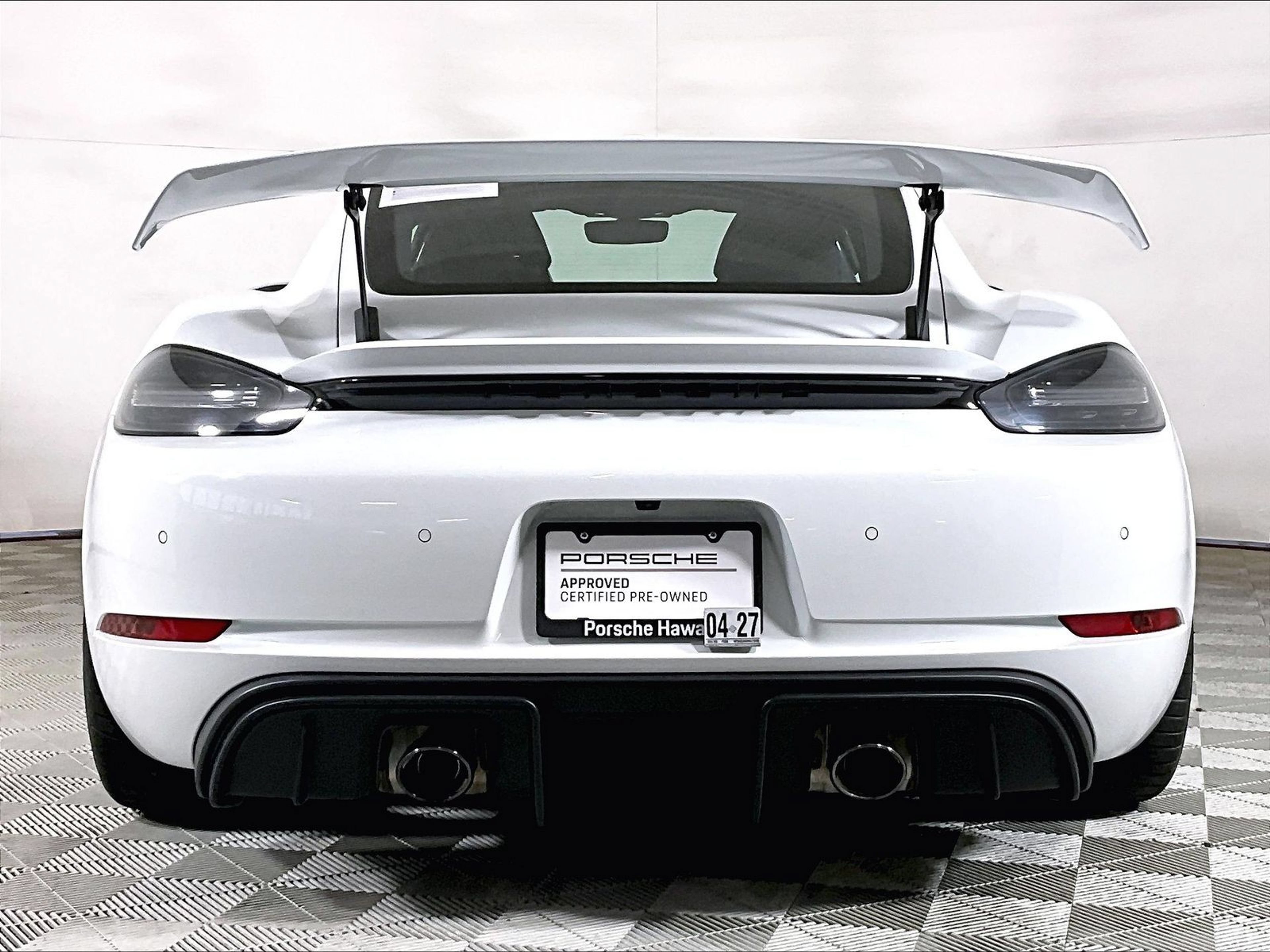 Certified 2022 Porsche 718 Cayman GT4 RWD image 10