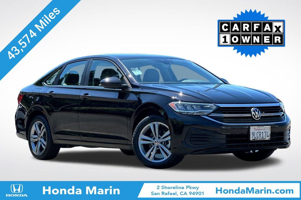 Used 2024 Volkswagen Jetta SE