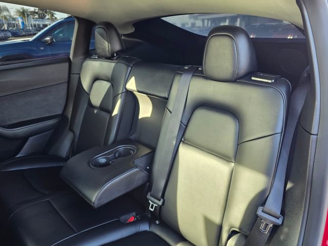 Used 2022 Tesla Model Y Long Range image 20