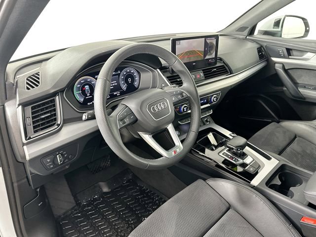 Used 2024 Audi Q5 e Premium Plus w/ Premium Plus Package image 20