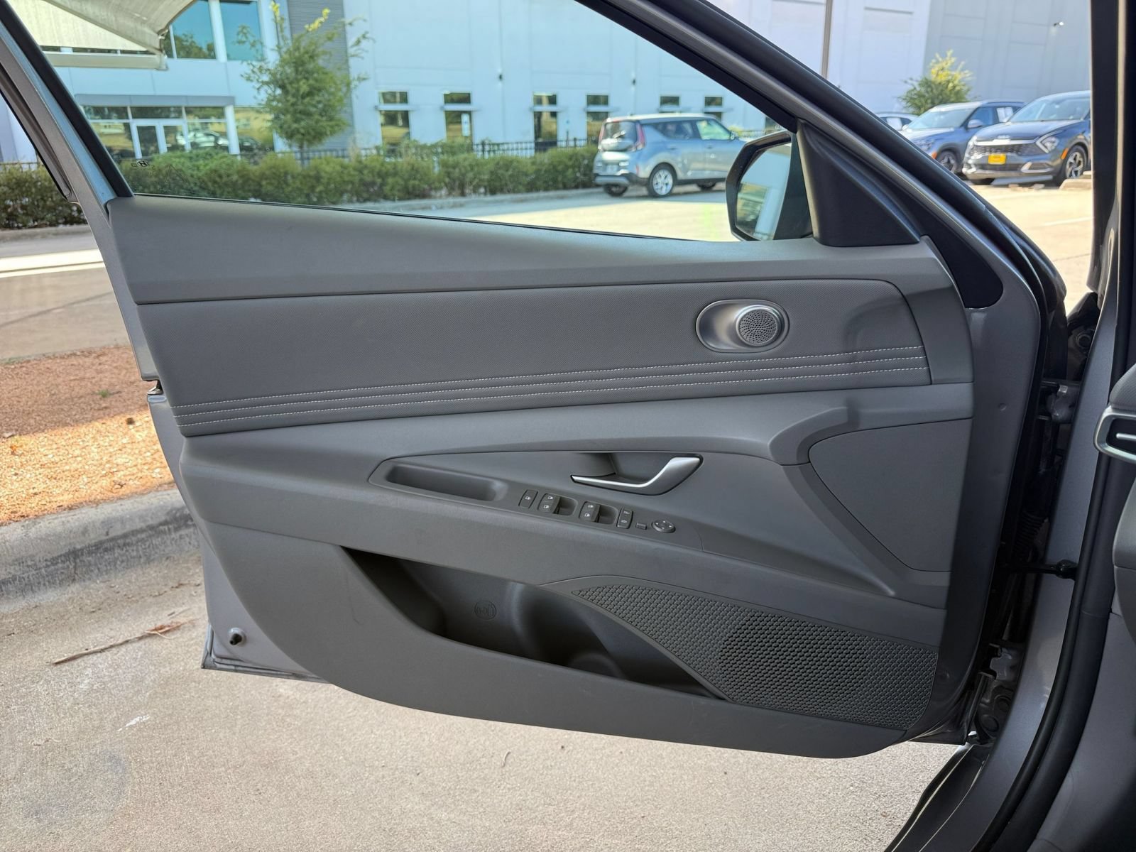 Used 2026 Hyundai Elantra Sport FWD image 18