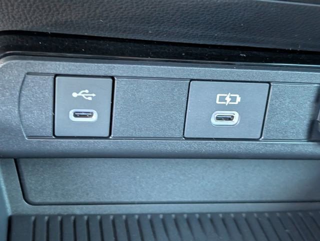 New 2026 Toyota Prius Plug-In Hybrid FWD image 14
