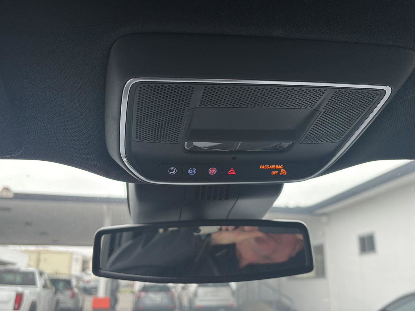 Used 2026 GMC Sierra EV Elevation image 25