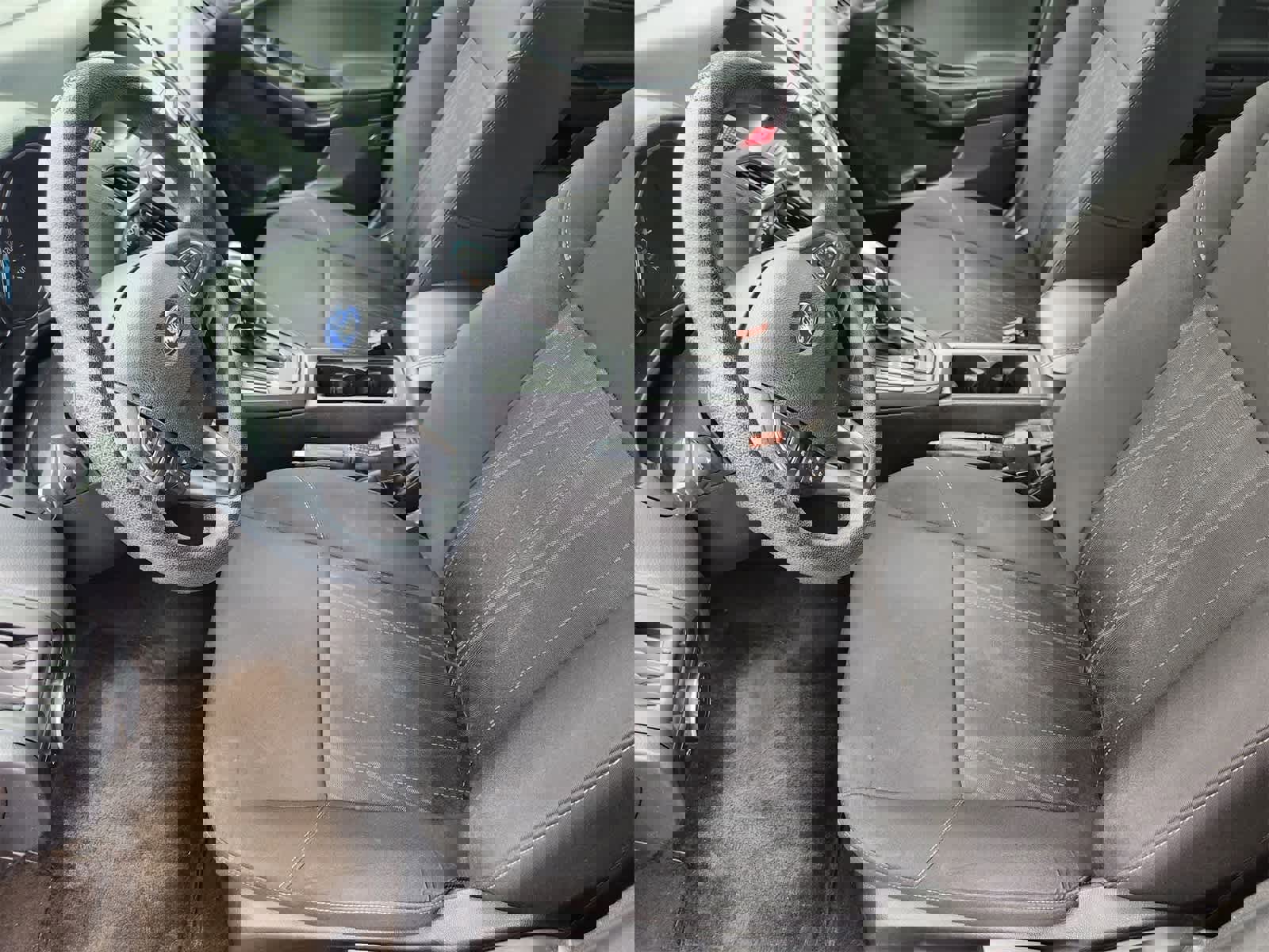 Used 2015 Ford Focus SE image 13