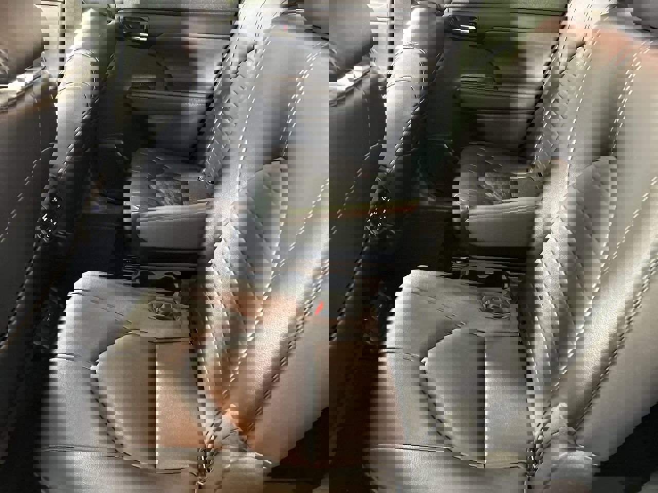 Used 2023 Toyota Highlander XLE image 24