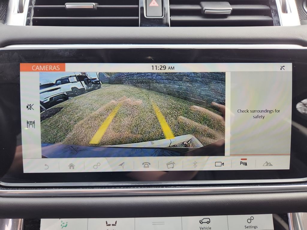 Used 2022 Land Rover Range Rover Sport HSE Dynamic image 23