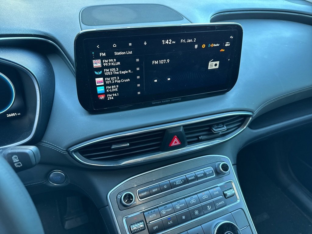 Certified 2023 Hyundai Santa Fe SEL w/ Premium Package image 11