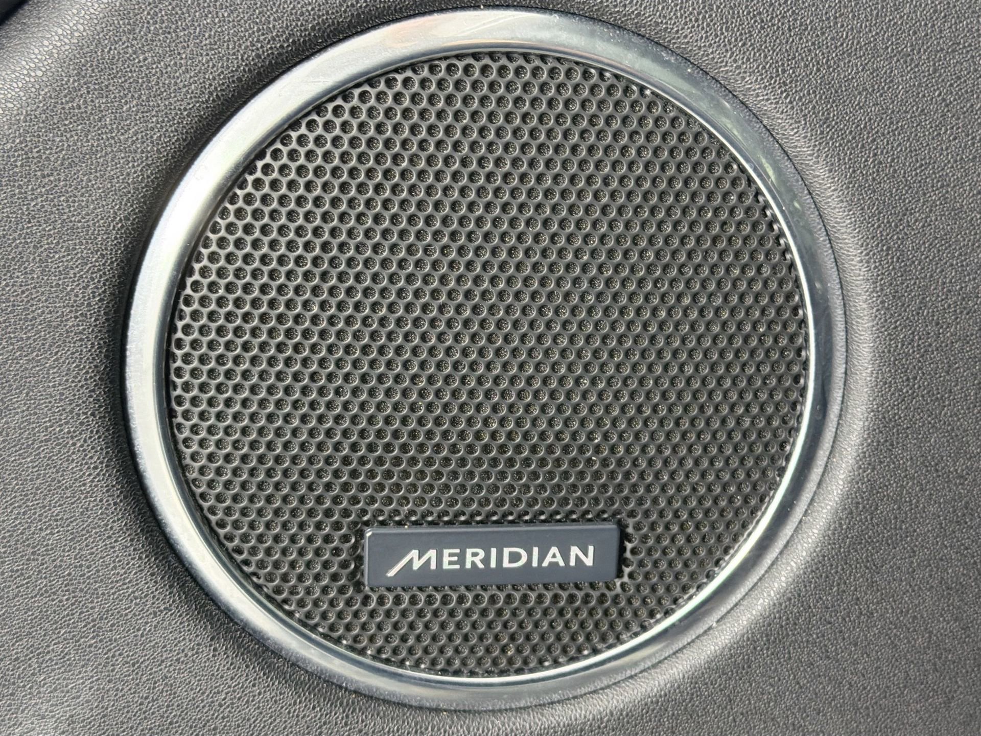 Used 2022 Land Rover Discovery Sport S R-Dynamic image 20