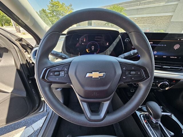 Used 2026 Chevrolet Trax LT FWD image 29