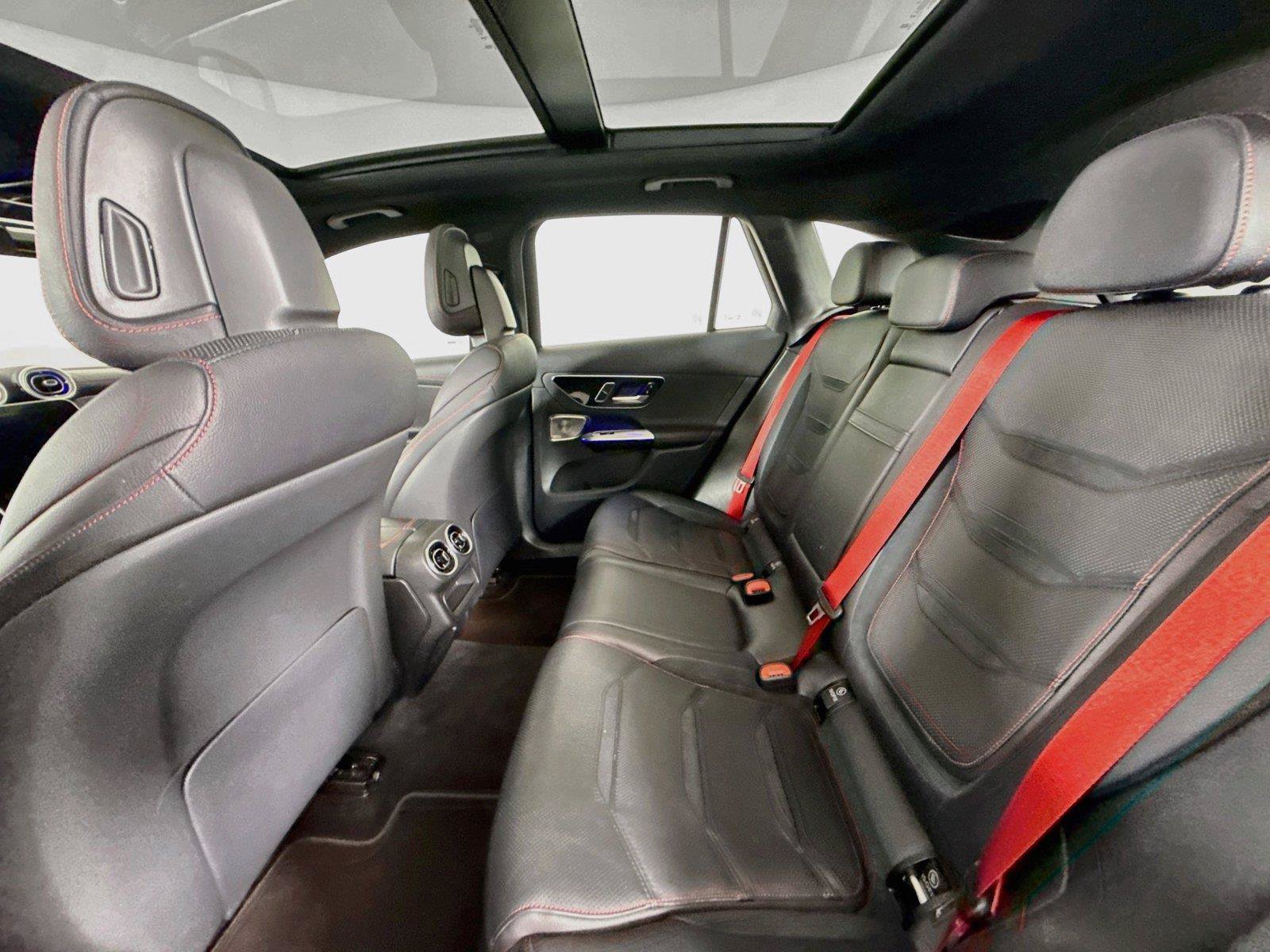Used 2024 Mercedes-Benz GLC 43 AMG 4MATIC image 30