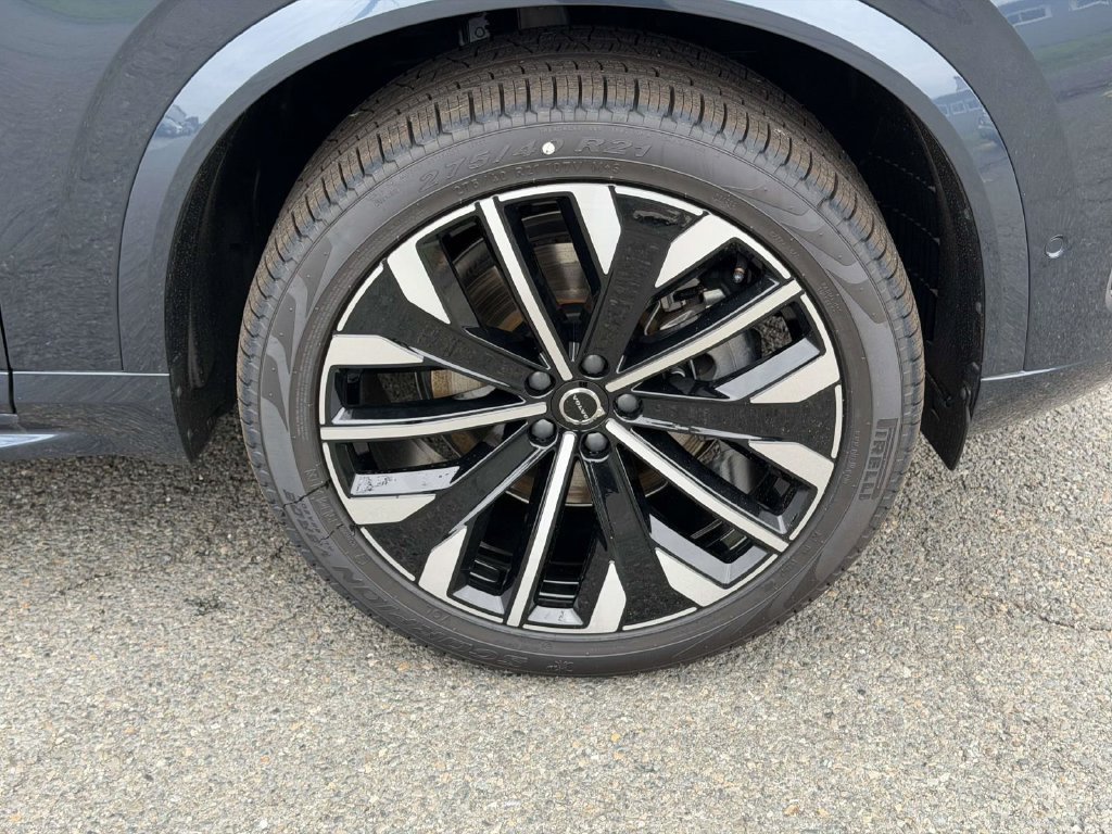 New 2026 Volvo XC90 B6 Ultra w/ Protection Package Premier AWD/4WD image 24