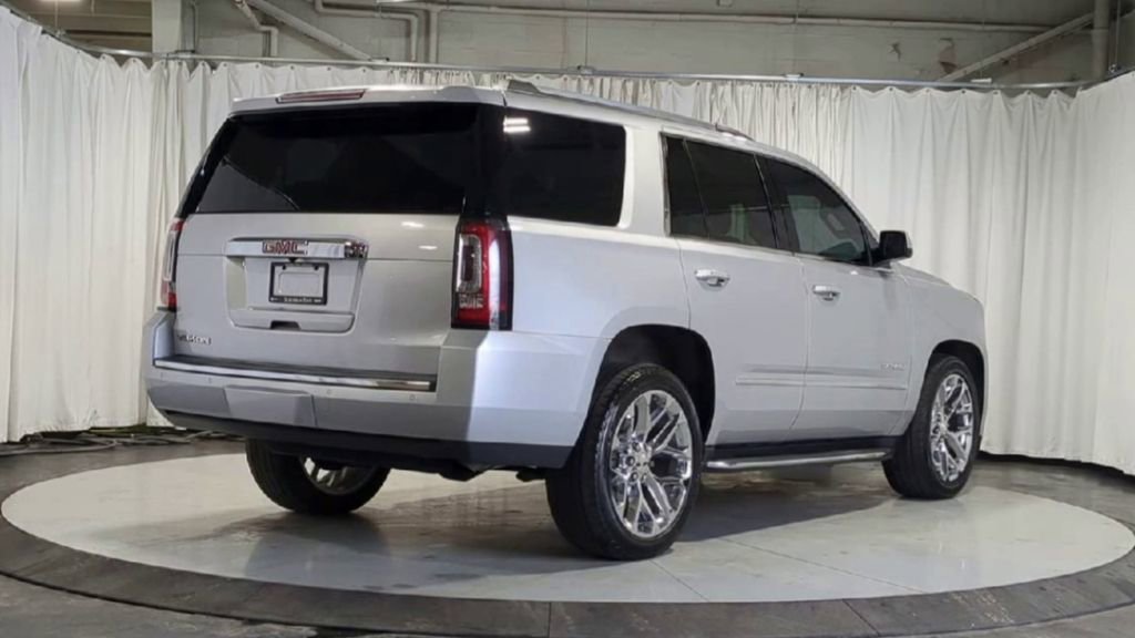 Used 2020 GMC Yukon Denali AWD/4WD image 10
