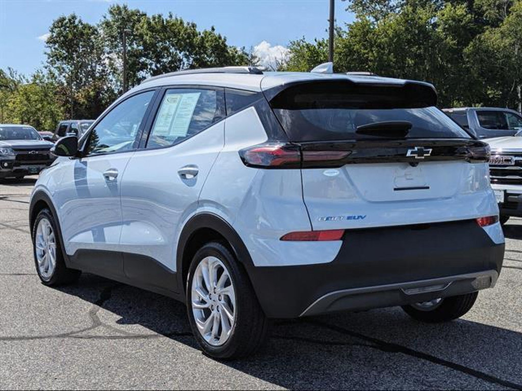 Certified 2023 Chevrolet Bolt EUV LT FWD image 4