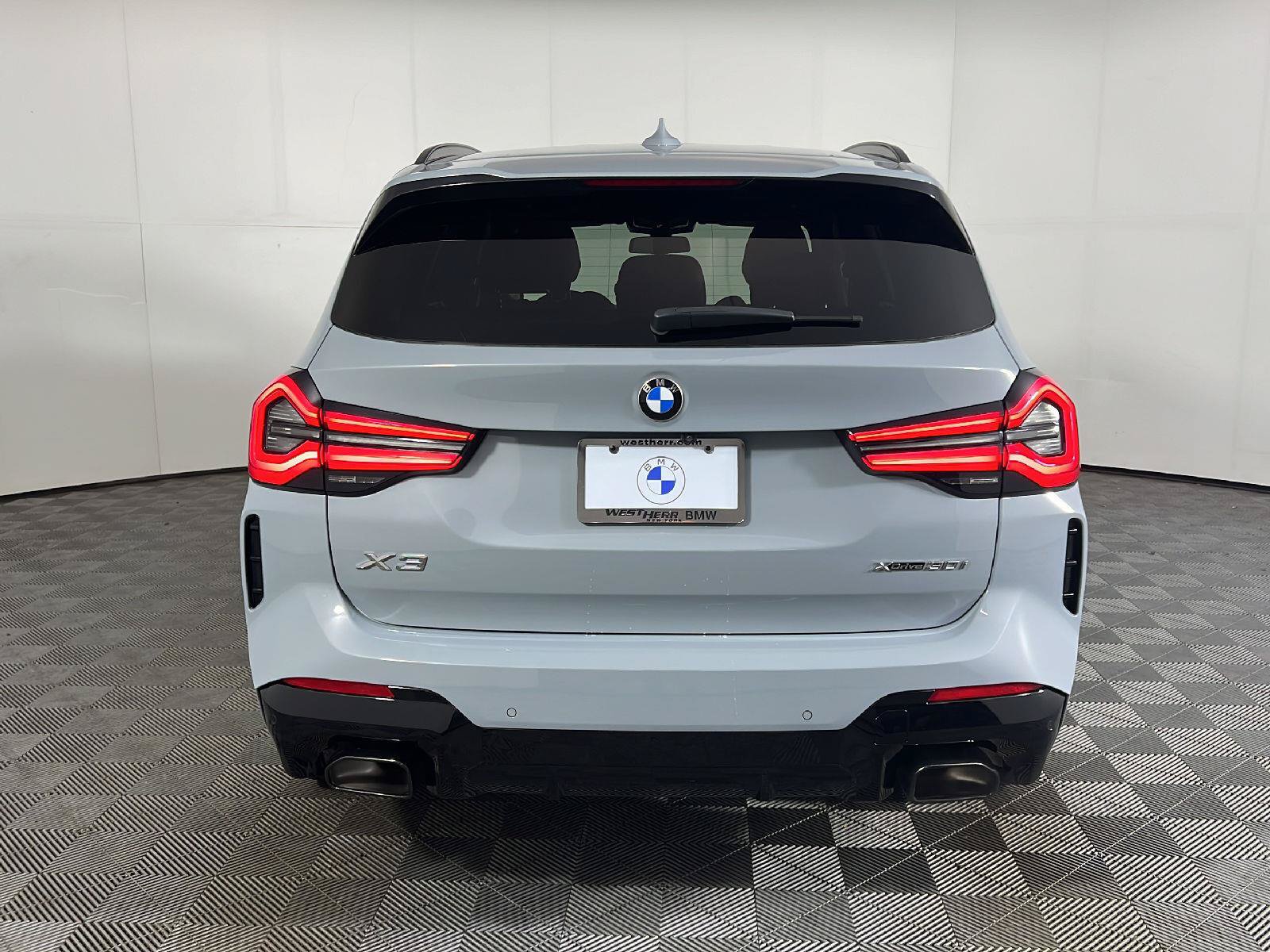 Used 2024 BMW X3 xDrive30i w/ Premium Package AWD/4WD image 6