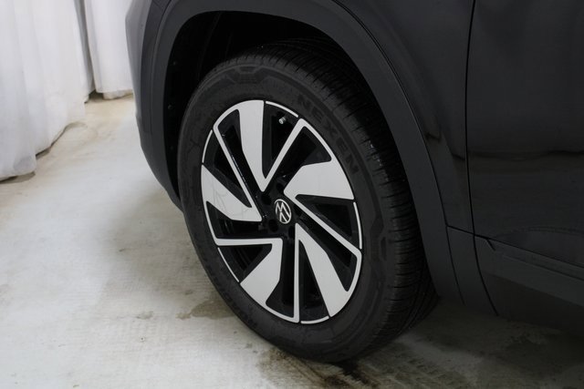New 2026 Volkswagen Atlas SE image 29