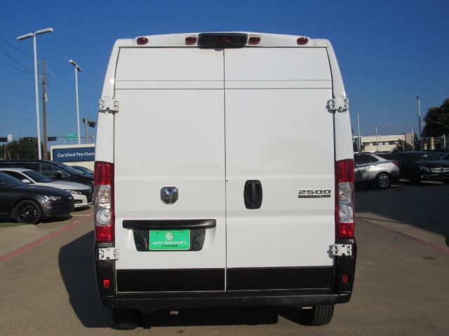 Used 2025 RAM ProMaster 2500 w/ Convenience Group image 10