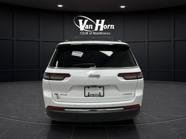 Used 2023 Jeep Grand Cherokee L Laredo AWD/4WD image 4