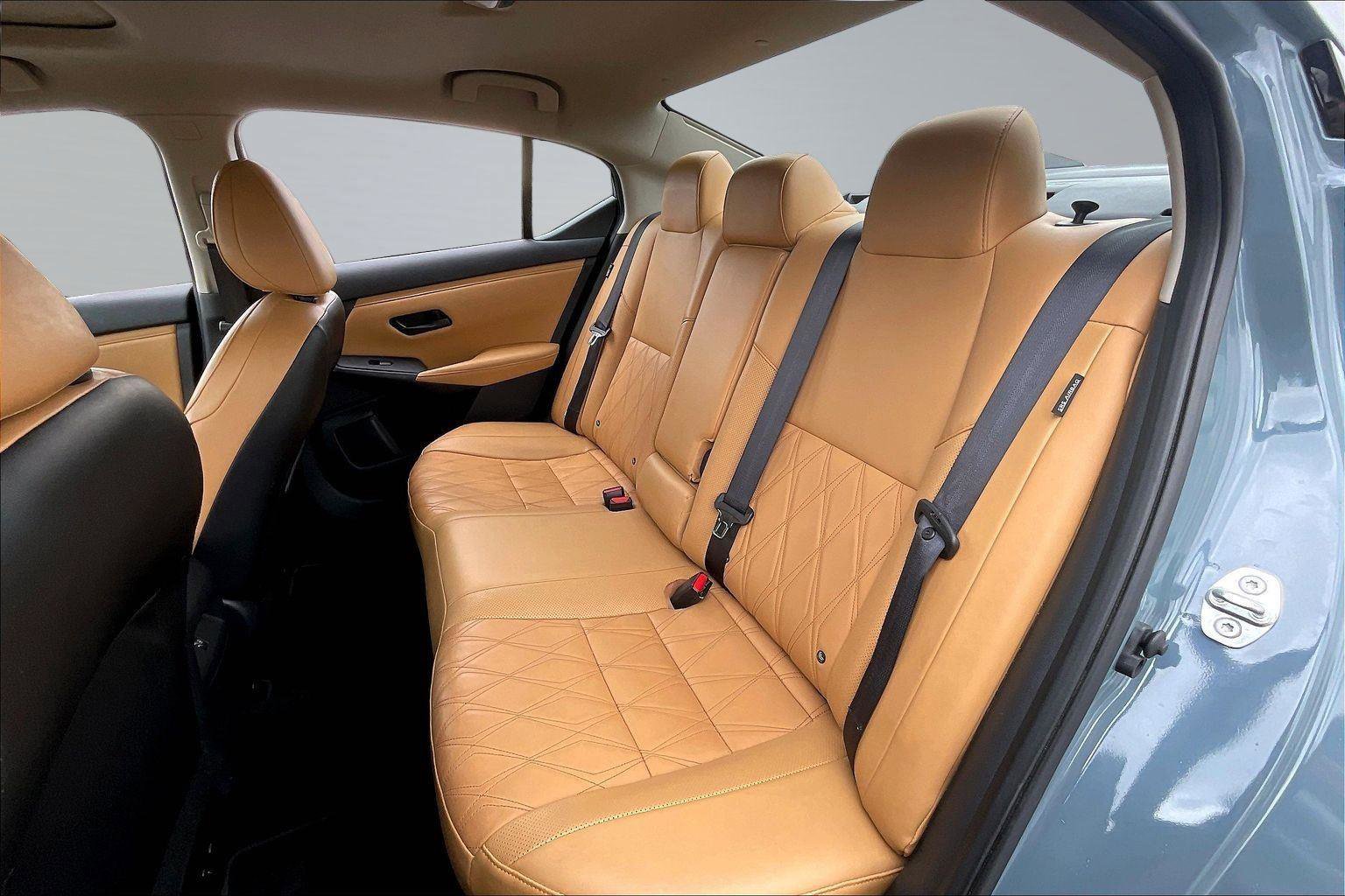Certified 2024 Nissan Sentra SV w/ SV Premium Package FWD image 27