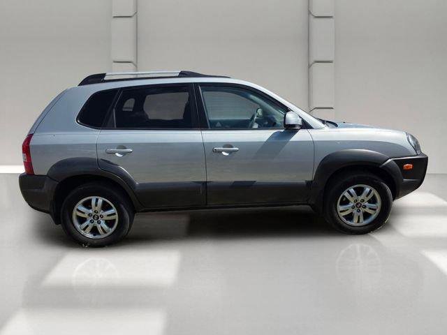 Used 2008 Hyundai Tucson SE FWD image 3