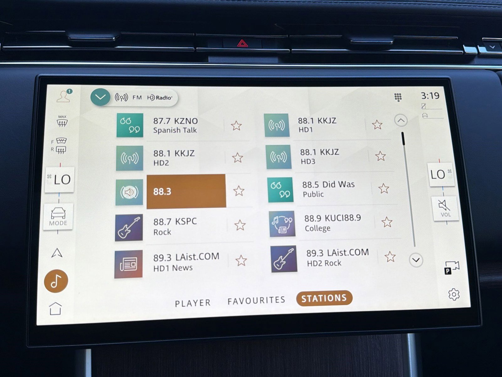 Used 2024 Land Rover Range Rover SE image 24