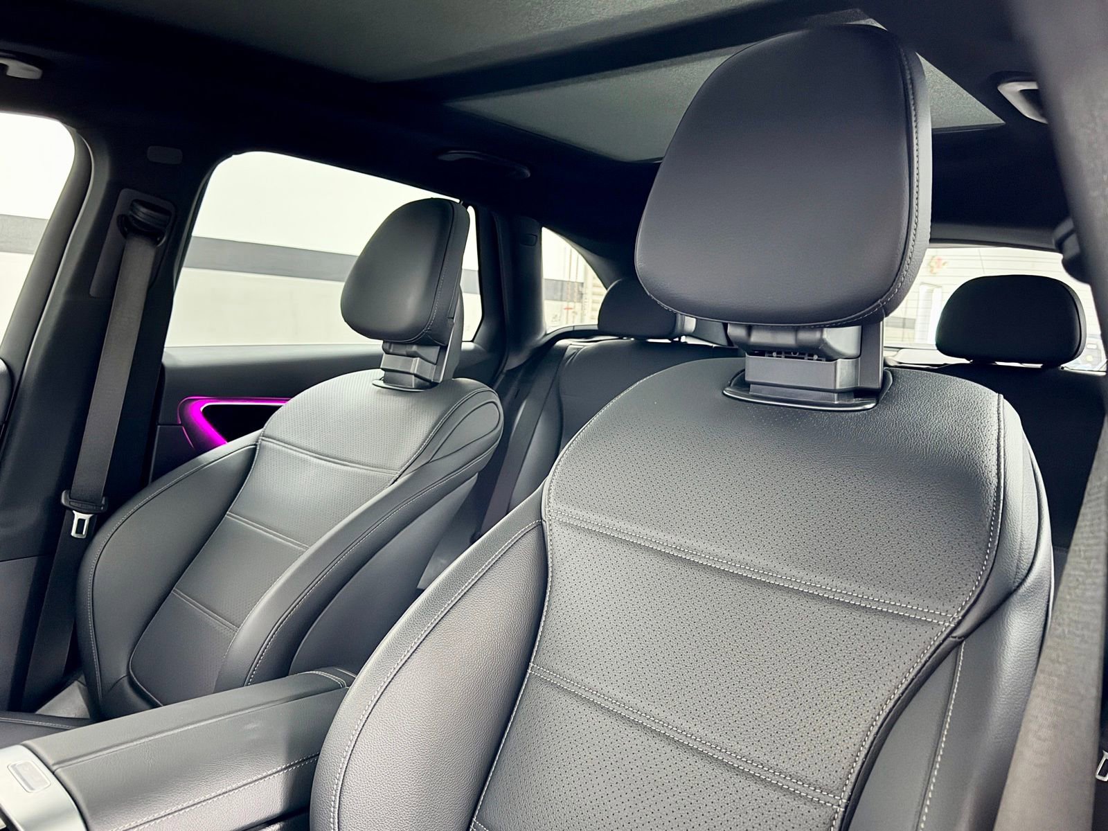 Used 2026 Mercedes-Benz GLC 300 image 25