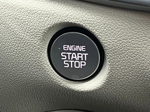 Certified 2025 Kia Sorento SX image 31