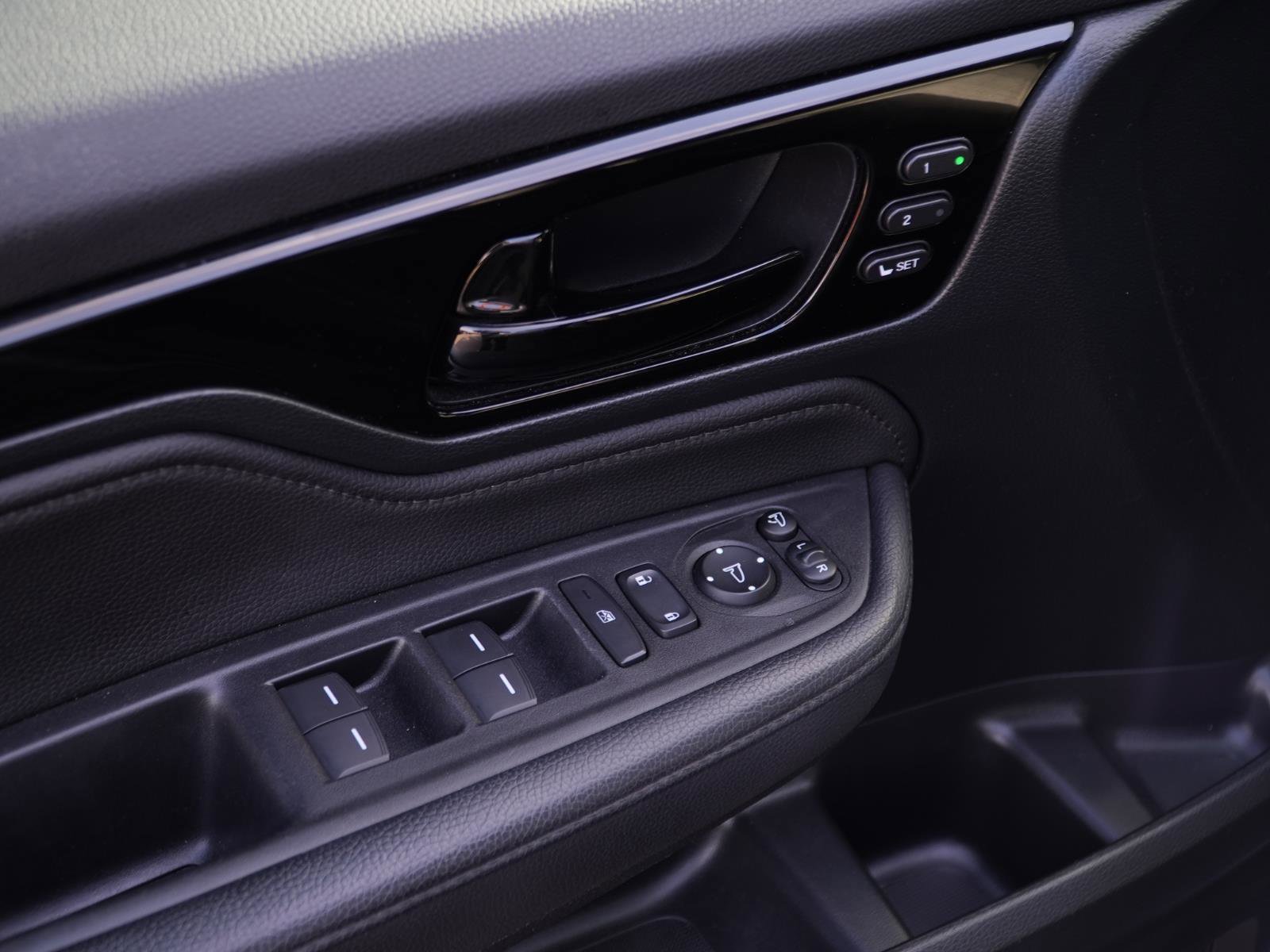 Used 2024 Honda Odyssey Elite image 14