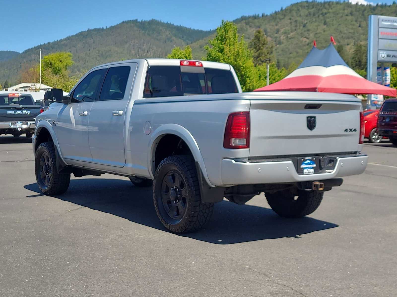 Used 2017 RAM 2500 Laramie w/ Sport Appearance Group AWD/4WD image 12