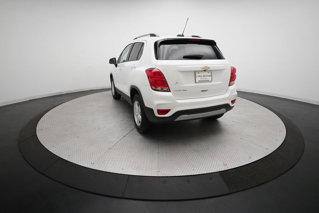 Certified 2022 Chevrolet Trax LT w/ LT Convenience Package image 33