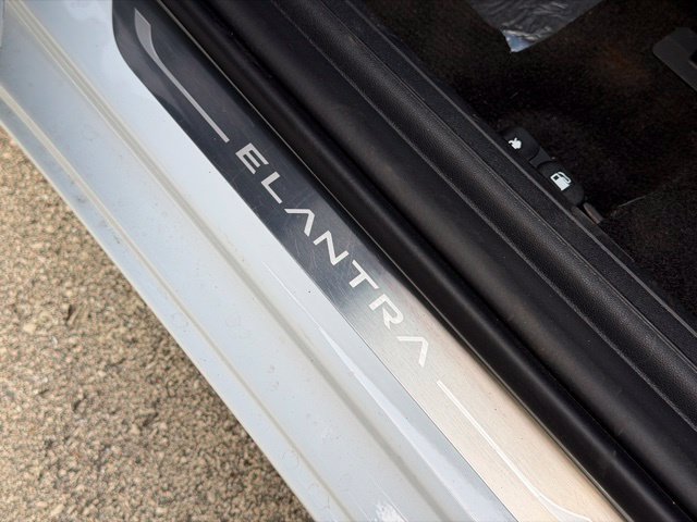 New 2026 Hyundai Elantra Sport FWD image 22