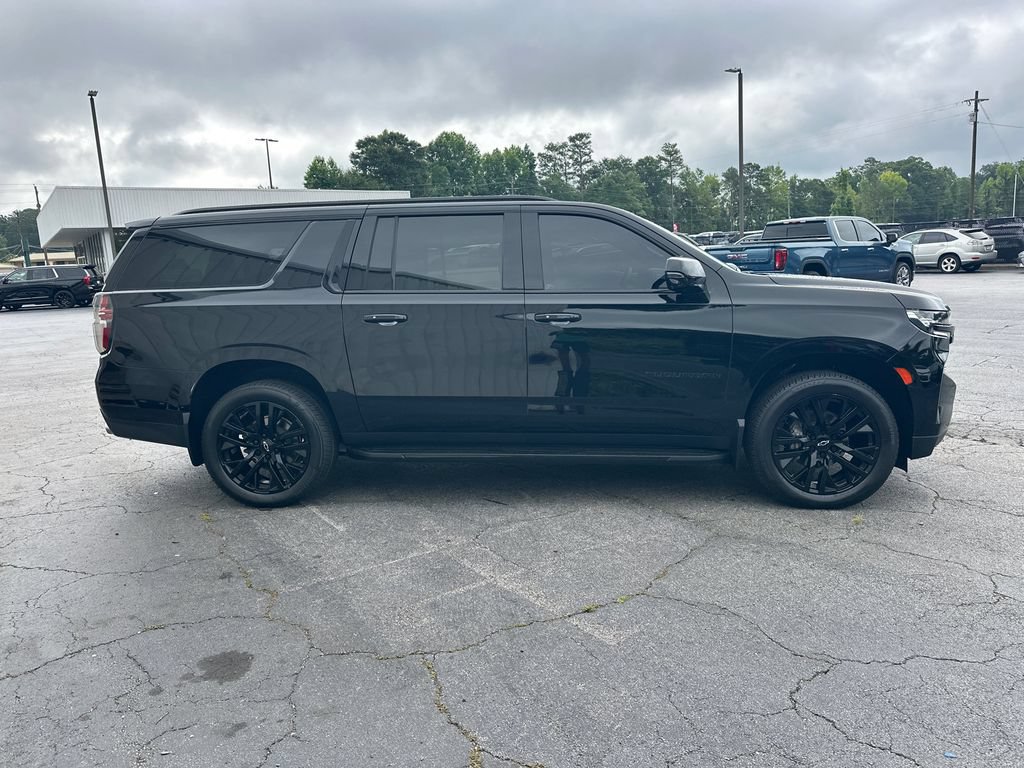 Used 2023 Chevrolet Suburban RST w/ Sport Performance Package AWD/4WD image 5