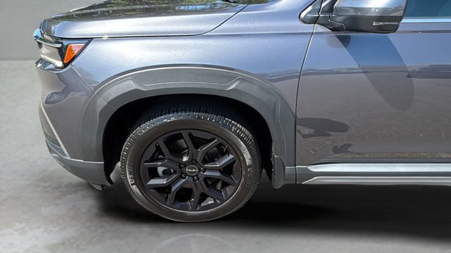 Used 2025 Honda Pilot Touring image 40