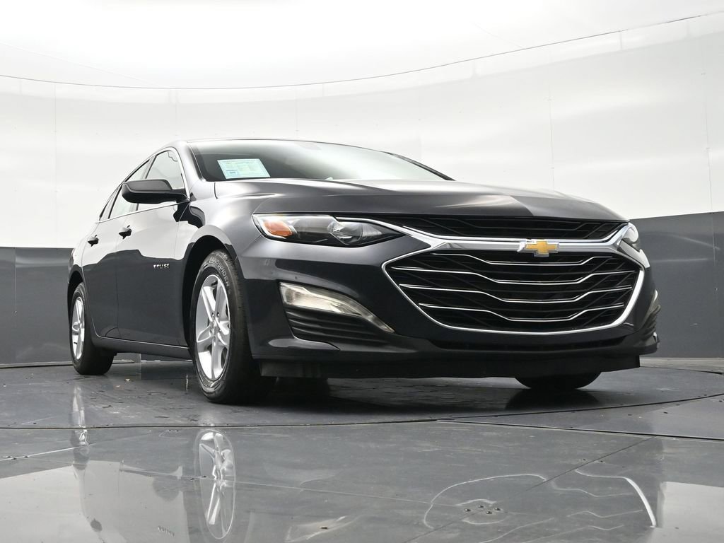Used 2022 Chevrolet Malibu LS image 29
