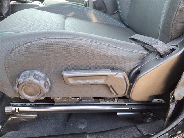 Used 2024 Jeep Wrangler Unlimited Rubicon 4xe image 17